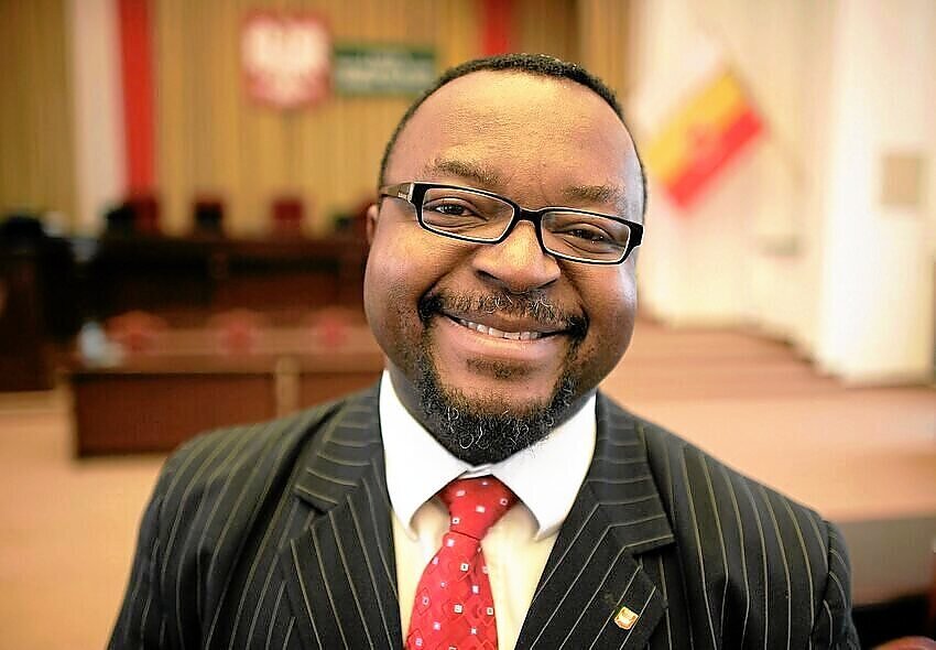 John Godson prezydentem Nigerii? Poseł z Łodzi startuje w 2023 [WYJAŚNIAMY]