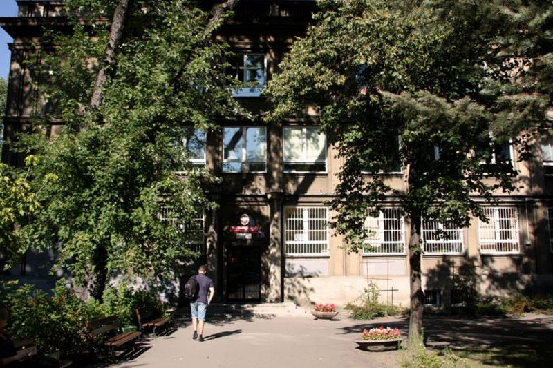 W krakowskim liceum dyrektor najprawdopodobniej zmieniał oceny uczniom bez wiedzy nauczycieli.