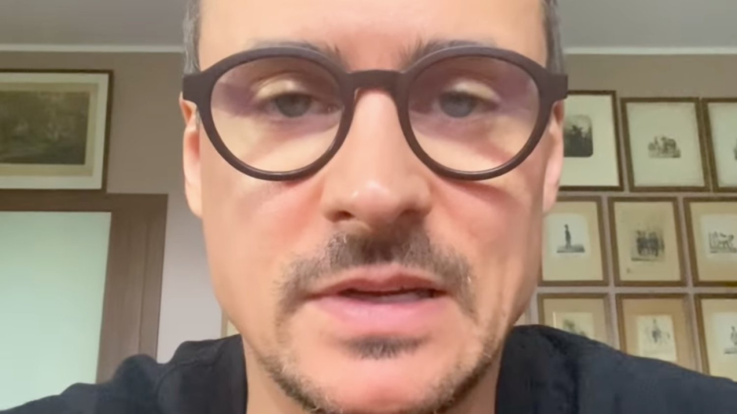 Mateusz Damięcki uderza w rząd. Nawiązał do wolnych wyborów