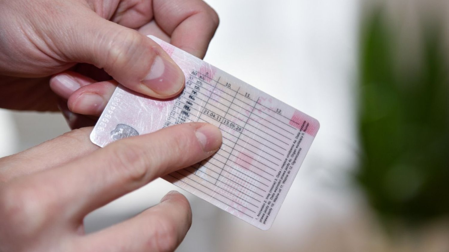 Bezterminowe prawo jazdy do wymiany. Dotyczy to około 15 mln dokumentów.