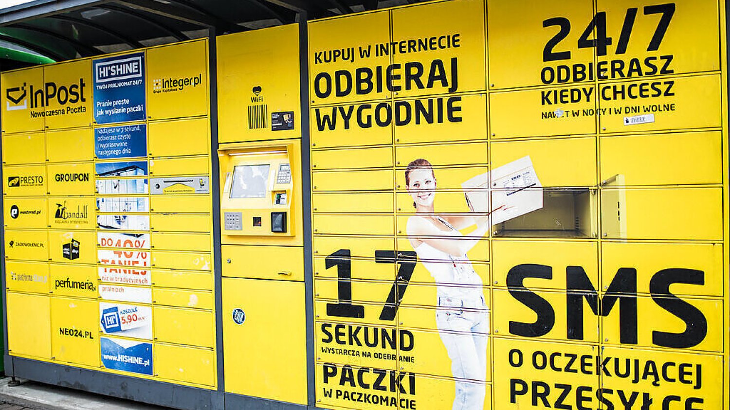 Na czym polega oszustwo "na paczkomaty InPost"? Uwaga na SMS-y [WYJAŚNIAMY]
