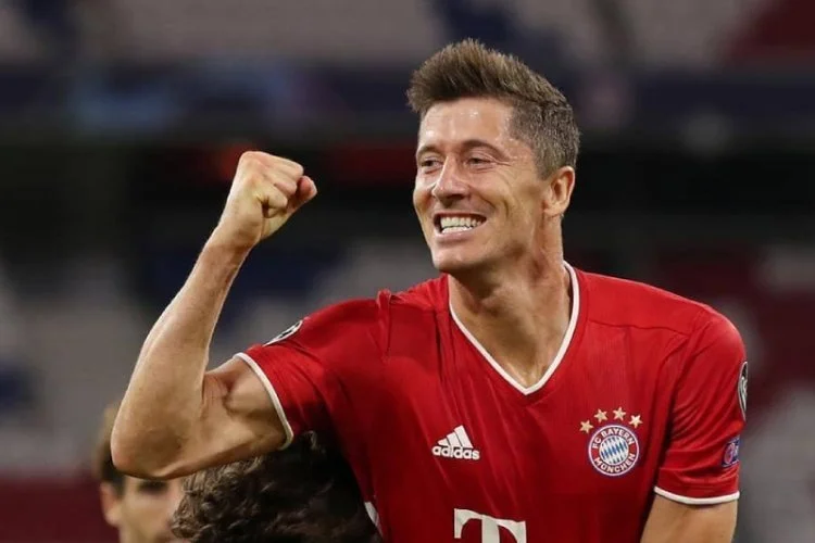 Robert Lewandowski znów z golem, rekord coraz bliżej