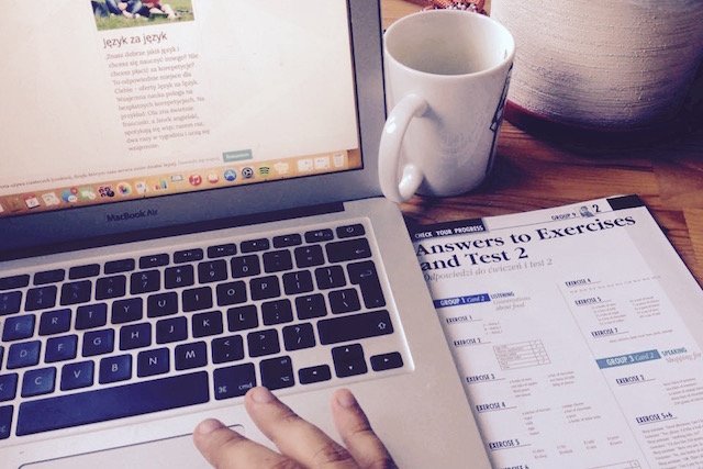 Na naukę nigdy nie jest za późno. Przekonał się o tym pan Adam, który dzięki kursowi angielskiego i podniesieniu swoich kwalifikacji dostał lepiej płatną pracę.