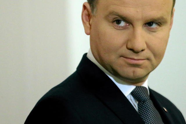 Andrzej Duda nie szanuje historii Polski?