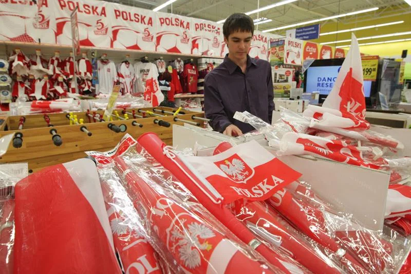 Czy kibicowskie gadżety są symbolami narodowymi?