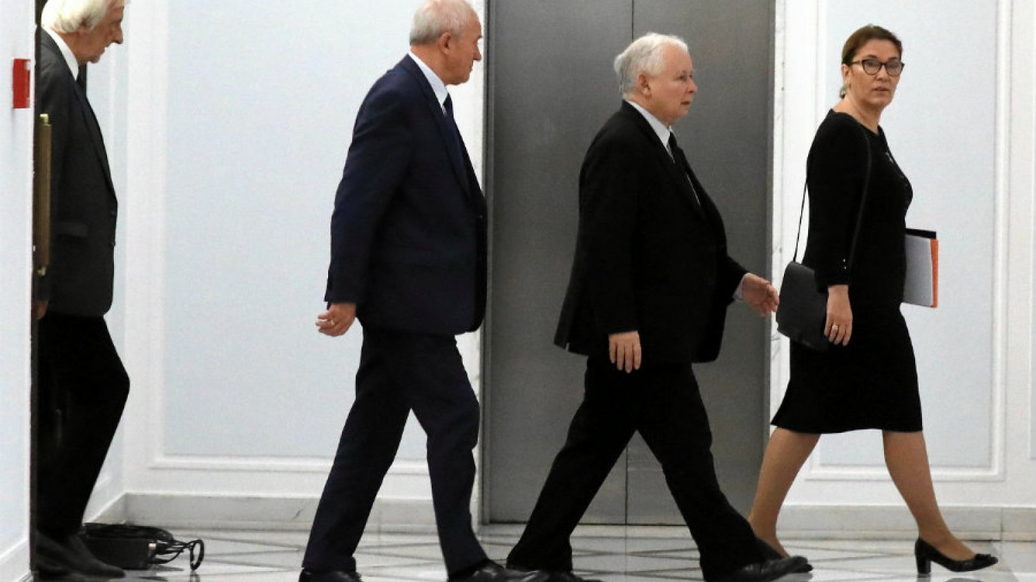 Beata Mazurek próbuje przekonać PSL do zmiany decyzji ws. koalicji w sejmikach samorządowych.