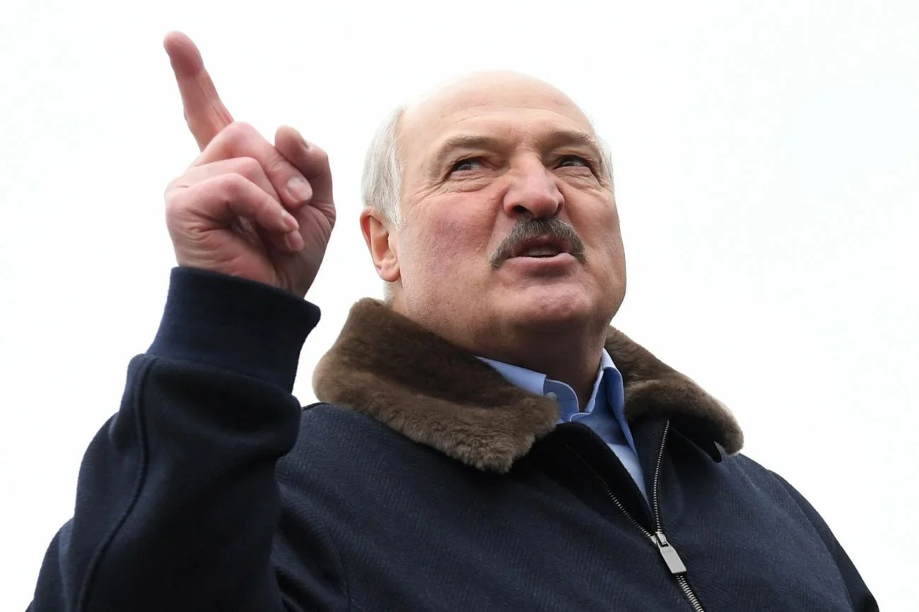 Aleksandr Łukaszenka odwiedził obóz migrantów przy granicy z Polską.