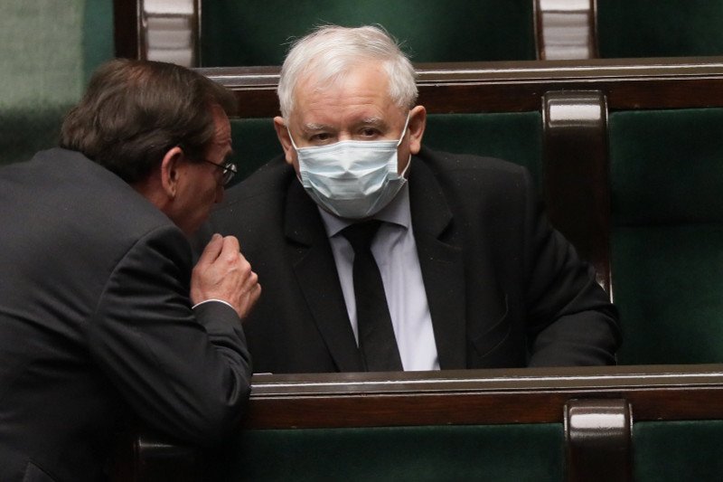 Nowy sondaż jest pozytywny dla Prawa i Sprawiedliwości