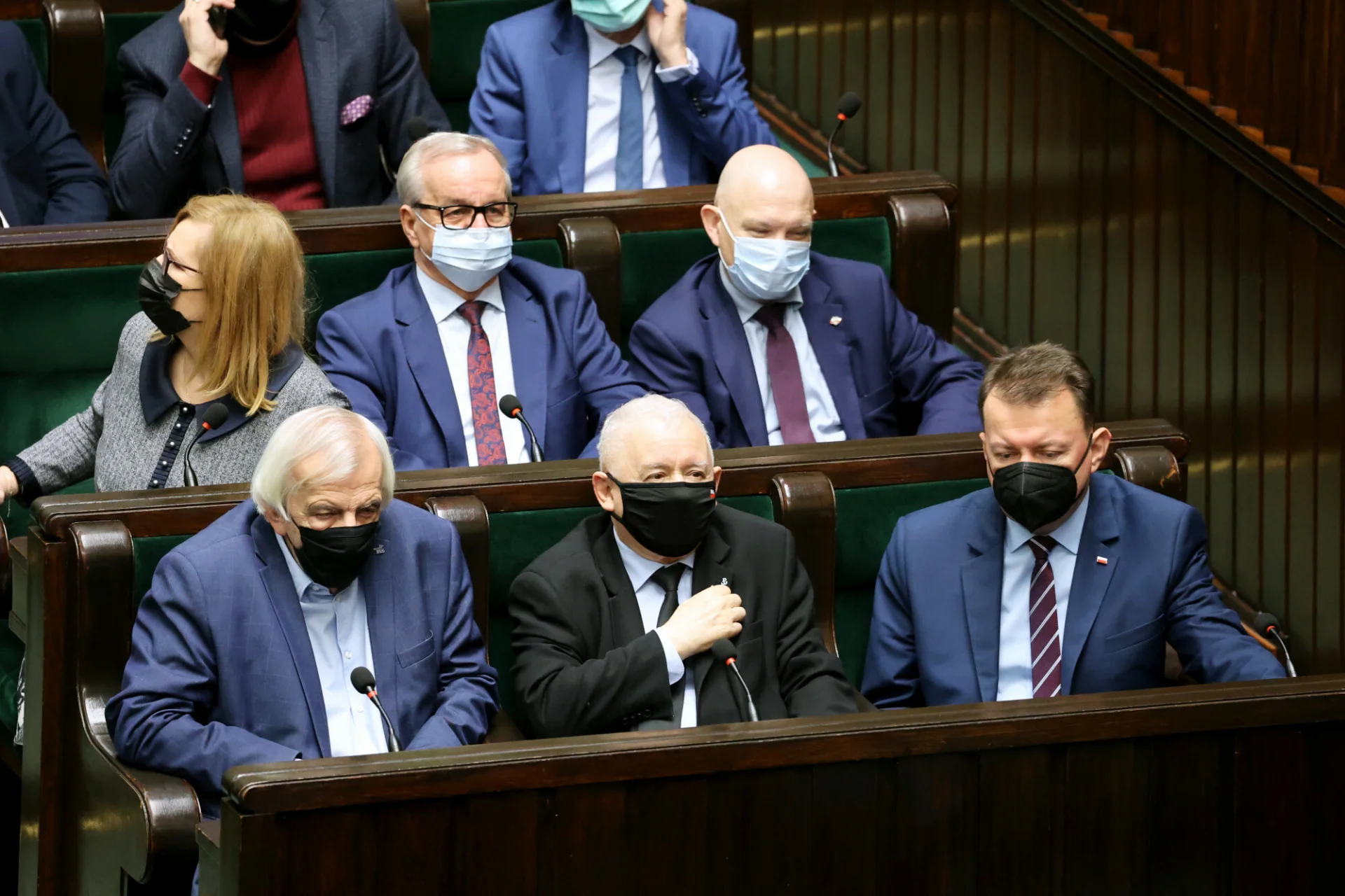 Z artykułu portalu Onet, który opublikowano w tym tygodniu, wynikało, że część polityków z obozu władzy unika szczepień.