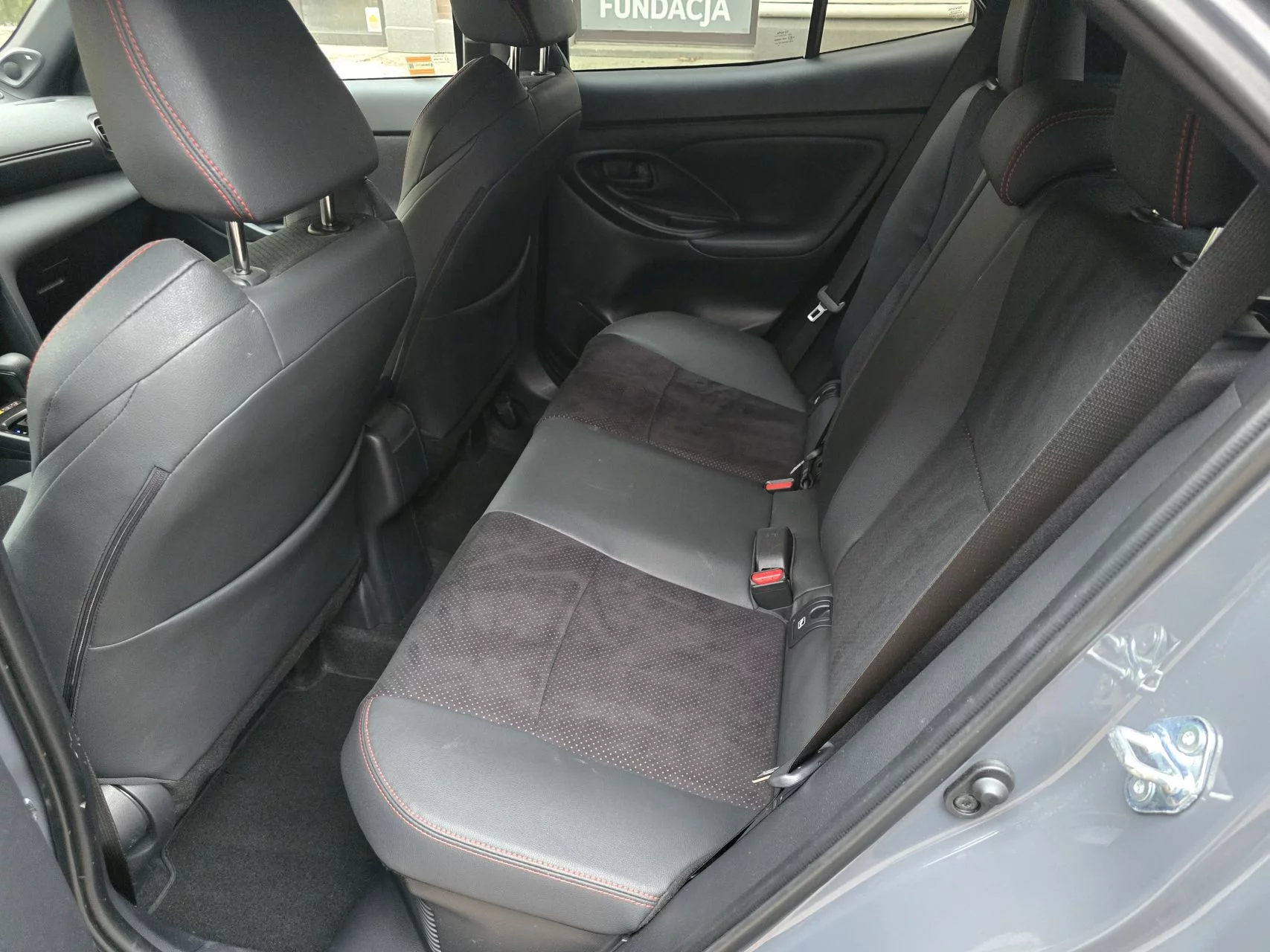 Toyota Yaris Cross w GR Sport Toyota Yaris Cross w GR Sport