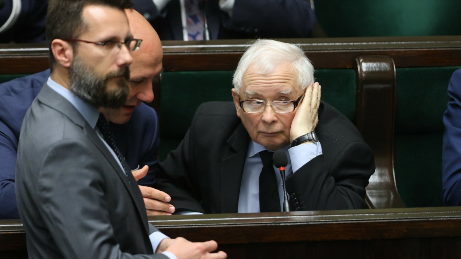 A myślałem, że już mnie nie zaskoczą. Oto PiS-owska wersja kłamstw Trumpa o psach i kotach Radosław Fogiel i Jarosław Kaczyński