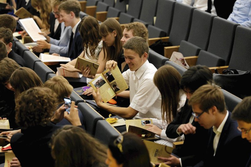 Polscy uczniowie wypadają świetnie na tle swoich europejskich rówieśników. Szkoda tylko, że nie mają tyle samo funduszy na rozwój.