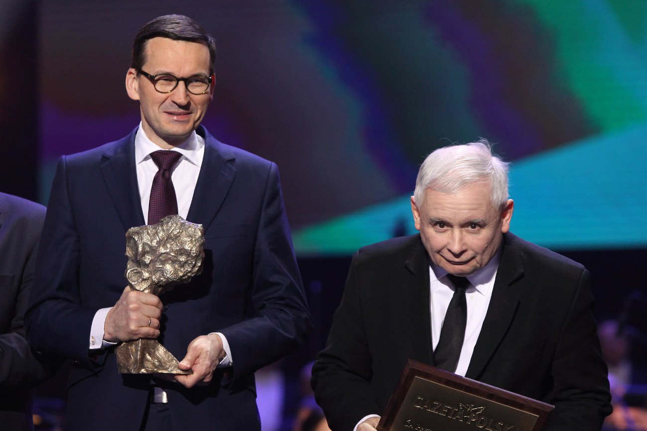Mateusz Morawiecki i Jarosław Kaczyński na gali z okazji 25-lecia Gazety Polskiej