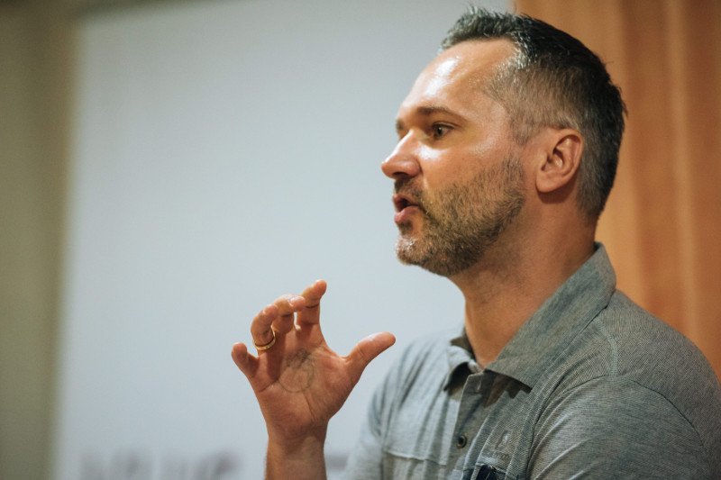 Jarosław Wałęsa, europoseł PO, mocno odpowiada premierowi Morawieckiemu w sprawie ojca.