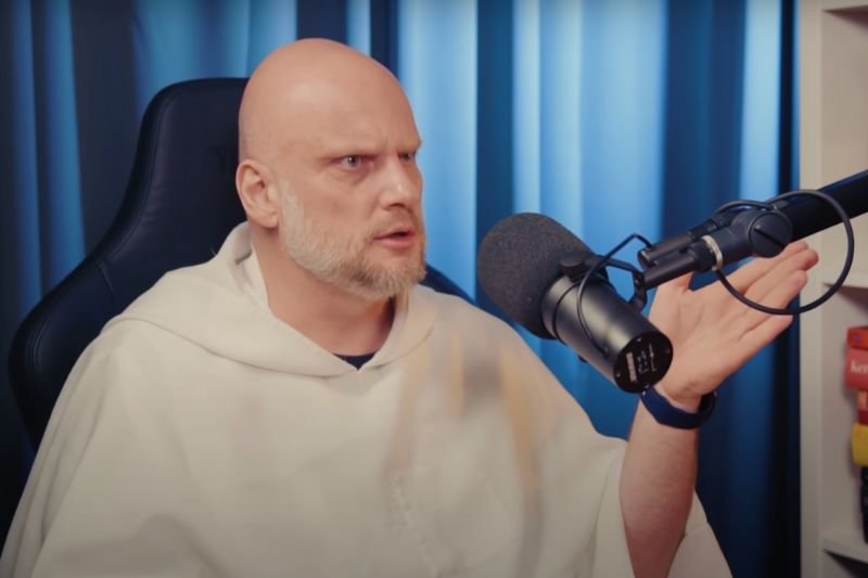 Ojciec Adam Szustak.