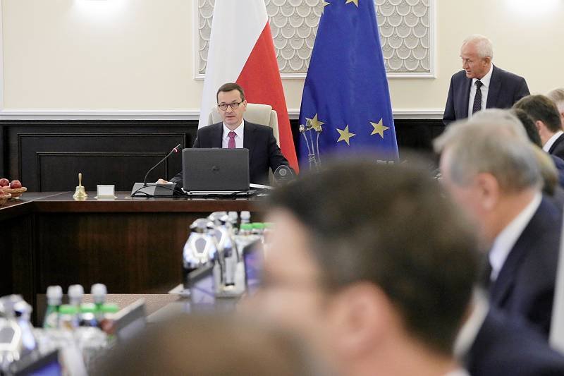 Szykuje się zmiana w rządzie. Pojawiła się faworytka do przejęcia ważnego resortu. Szykuje się zmiana w rządzie. Pojawiła się faworytka do przejęcia ważnego resortu