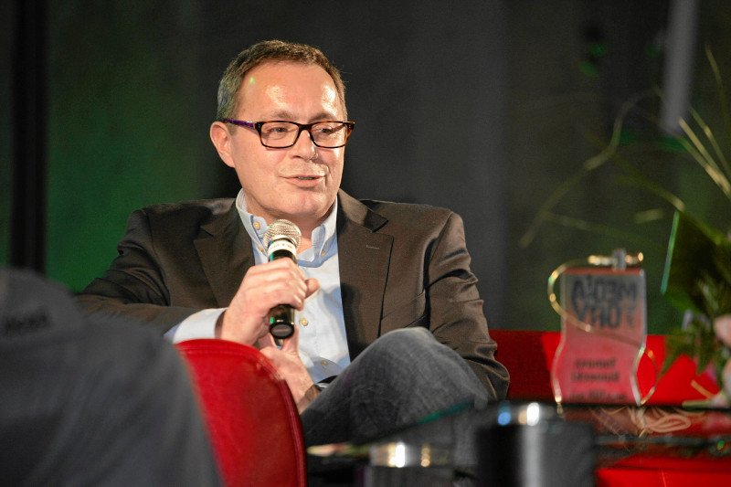 "Szkło Kontaktowe" nie jest programem reklamowym – twierdzi Tomasz Sianecki, który tłumaczy, dlaczego żonie Jerzego Urbana zwrócono pieniądze zamiast wpuścić ją na antenę popularnego programu.