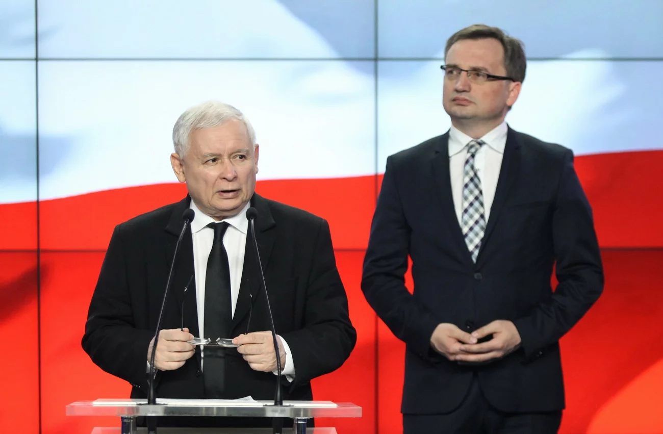 Zmiany w Zjednoczonej Prawicy mogą nastąpić lada moment.