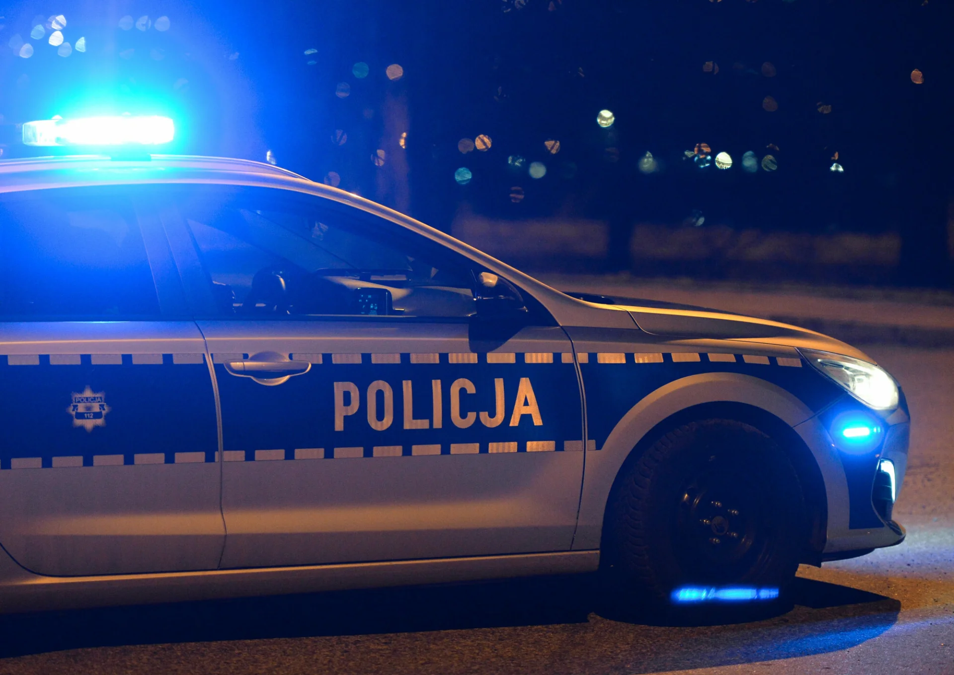 W jednym z mieszkań w Tychach znaleziono zwłoki kobiety zawinięte w folię.