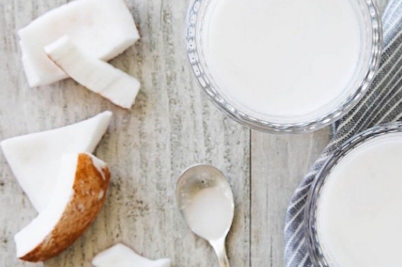 Maska z kokosa zastąpi krem nawilżający i preparat do demakijażu