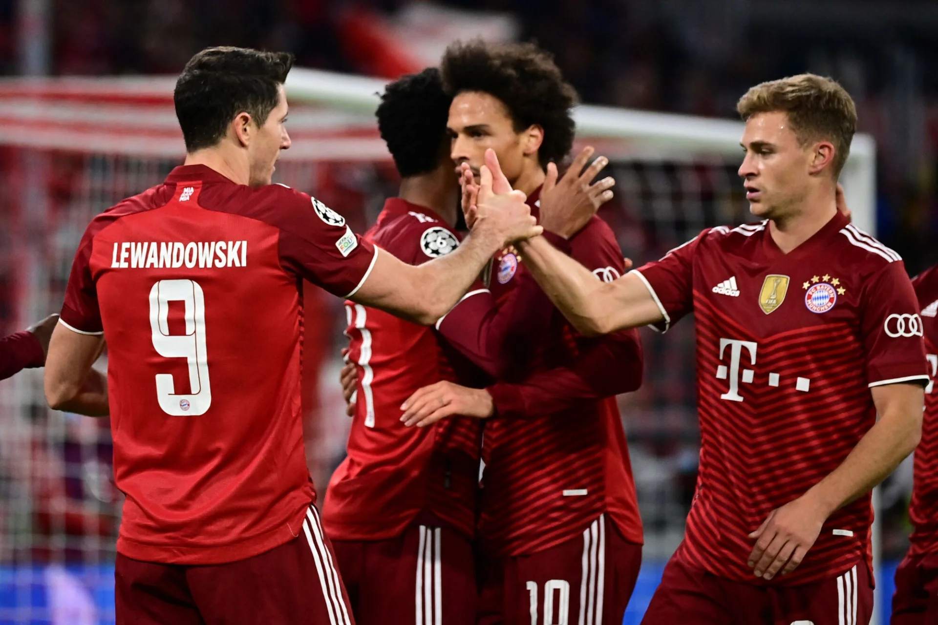 Bayern Monachium już po czterech meczach zapewnił sobie awans do fazy pucharowej Ligi Mistrzów