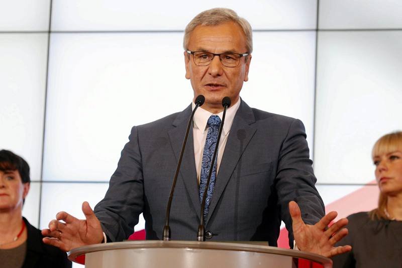 Nowy minister sportu Andrzej Biernat chce budowy sztucznego zbiornika wodnego na Kasprowym Wierchu.