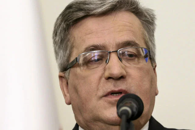 "Nie w ilości, a w jakości siła" – twierdzi Bronisław Komorowski i apeluje do prezydenta Dudy, żeby ten wykazywał większą aktywność w sprawach obronności Polski.