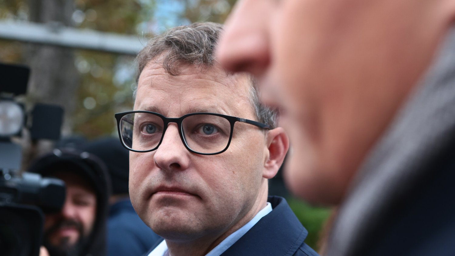 Prokuratura poinformowała o wydaniu listu gończego za Marcinem Romanowskim. Prokuratura poinformowała o wydaniu listu gończego za Marcinem Romanowskim.
