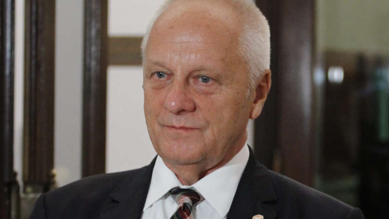 Stefan Niesiołowski w "Bez autoryzacji": Poza obozem katoprawicy nikt nie mówi, że Putin w 2 tygodnie dojdzie do Warszawy