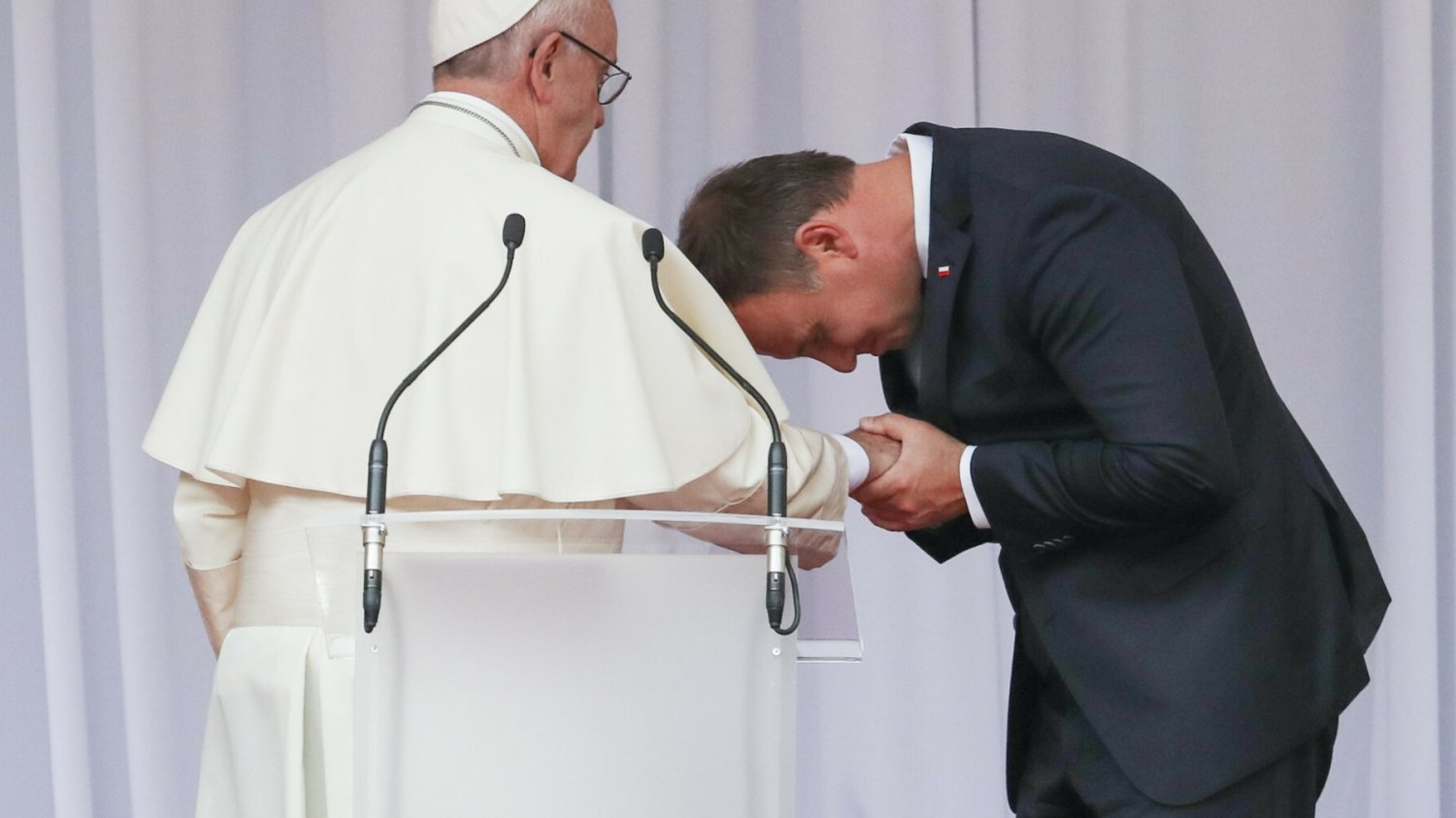 Papież Franciszek w nowej książce mówi m.in. o polityce.