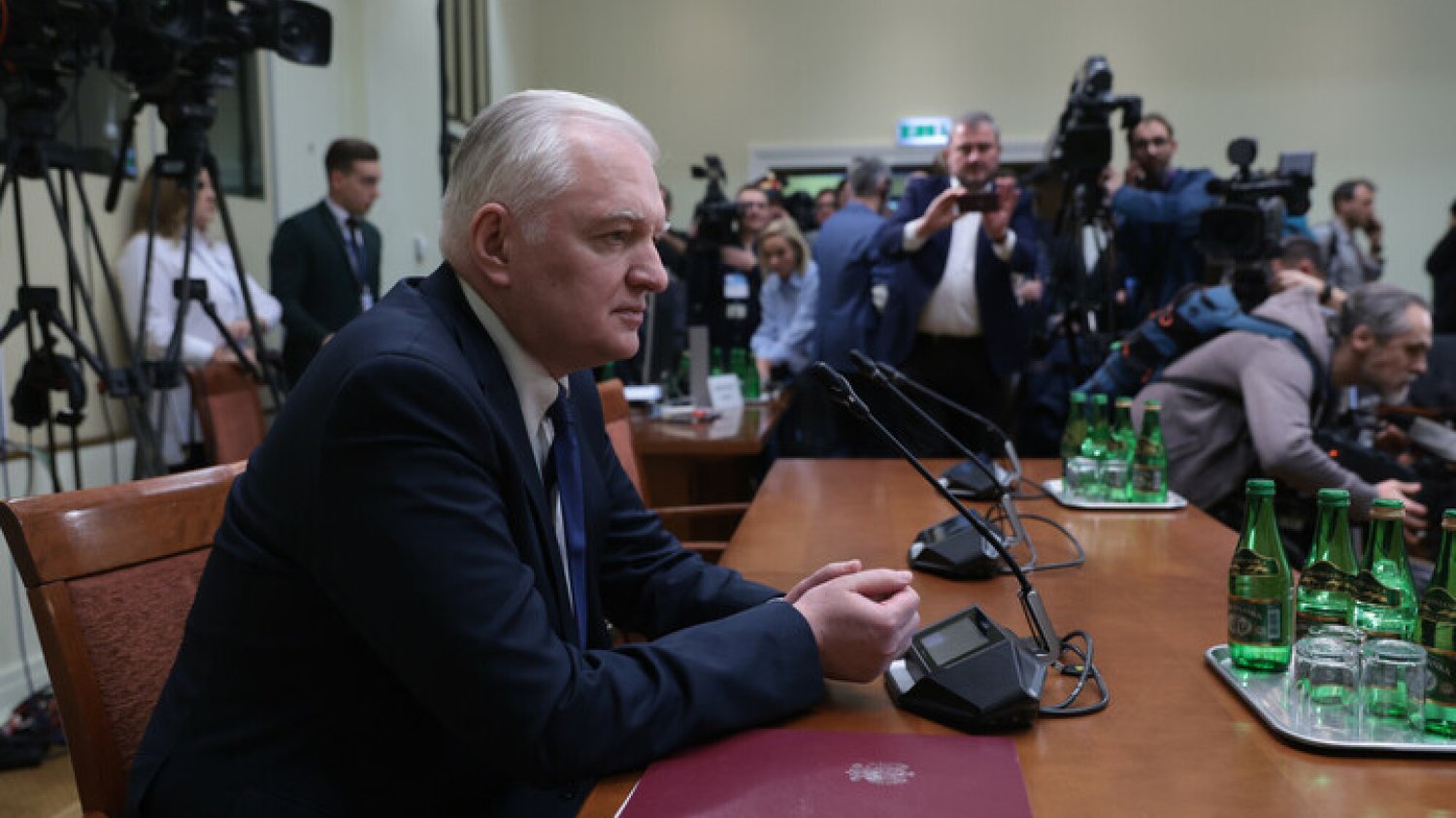 Gowin zeznaje ws. wyborów kopertowych. W PiS od początku wiedzieli, że to będzie kompromitacja