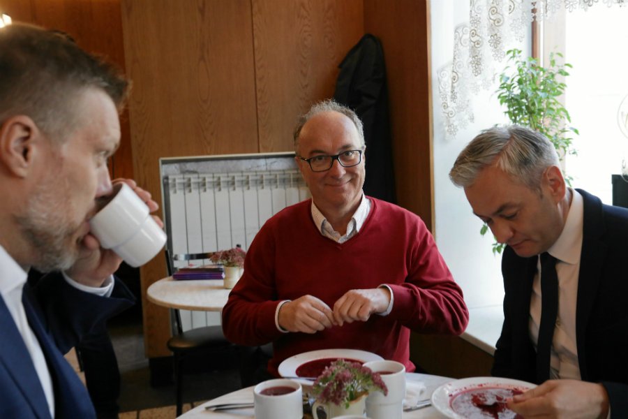 Lewica ma poważny kłopot w sprawie 30-krotności ZUS. W klubie parlamentarnym politycy nie mogą dogadać się, jak chcą głosować.