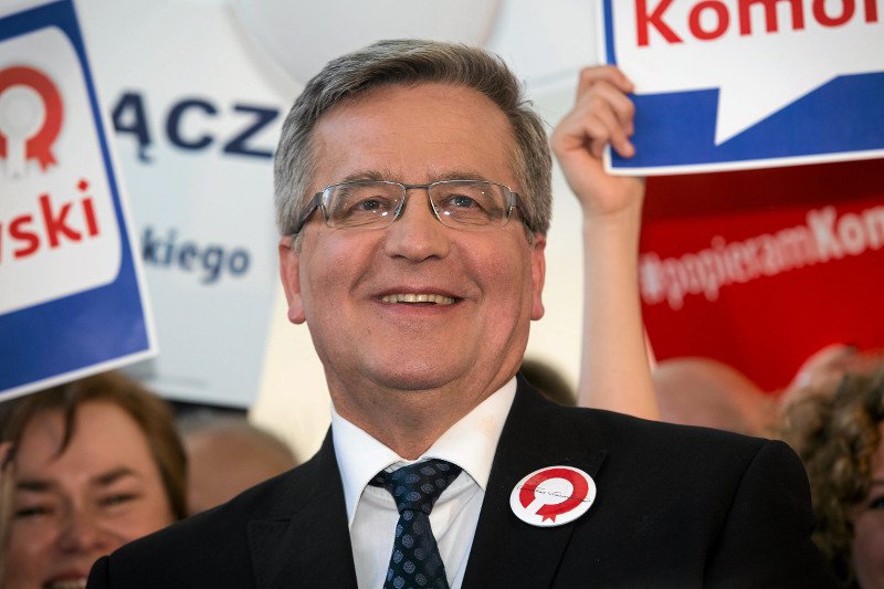 Jeden z ostatnich sondaży przed II turą: Komorowski wygrywa z Dudą