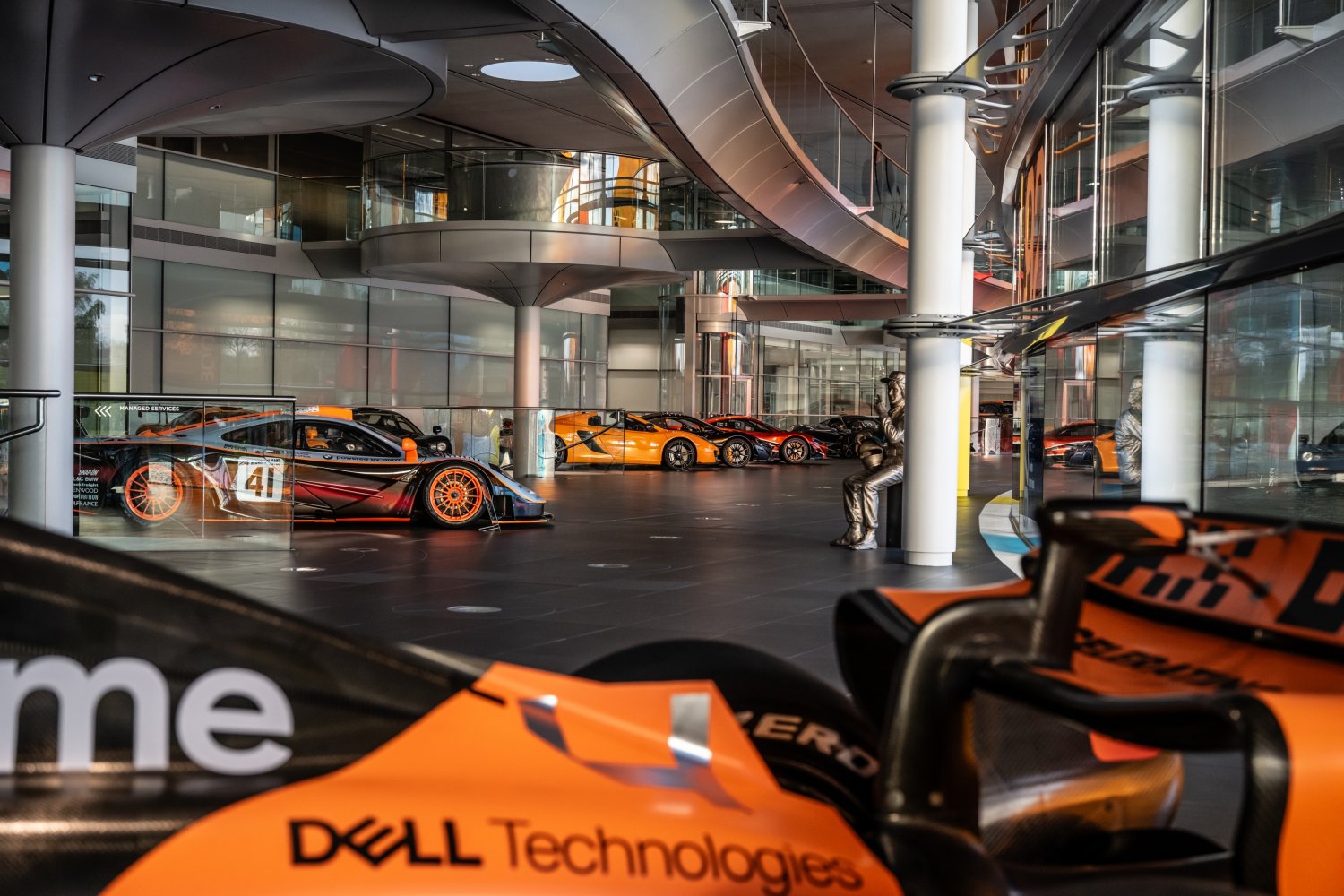 Fabryka McLarena w Woking.