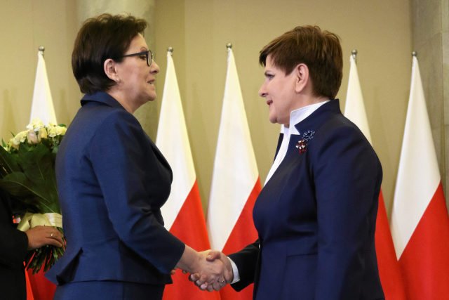 Według Ewy Kopacz Beata Szydło poniesie konsekwencje działań Kaczyńskiego