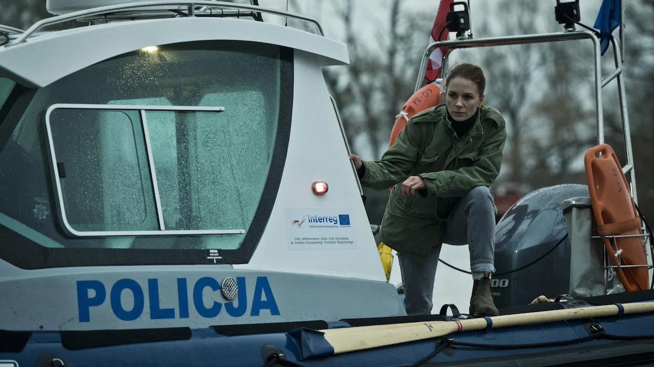 Kadr z serialu "Odwilż" (2022)