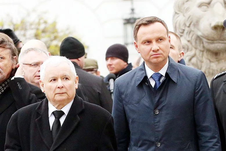 Prezydent Andrzej Duda publicznie zaręczył za "krystaliczną uczciwość" prezesa PiS Jarosława Kaczyńskiego.