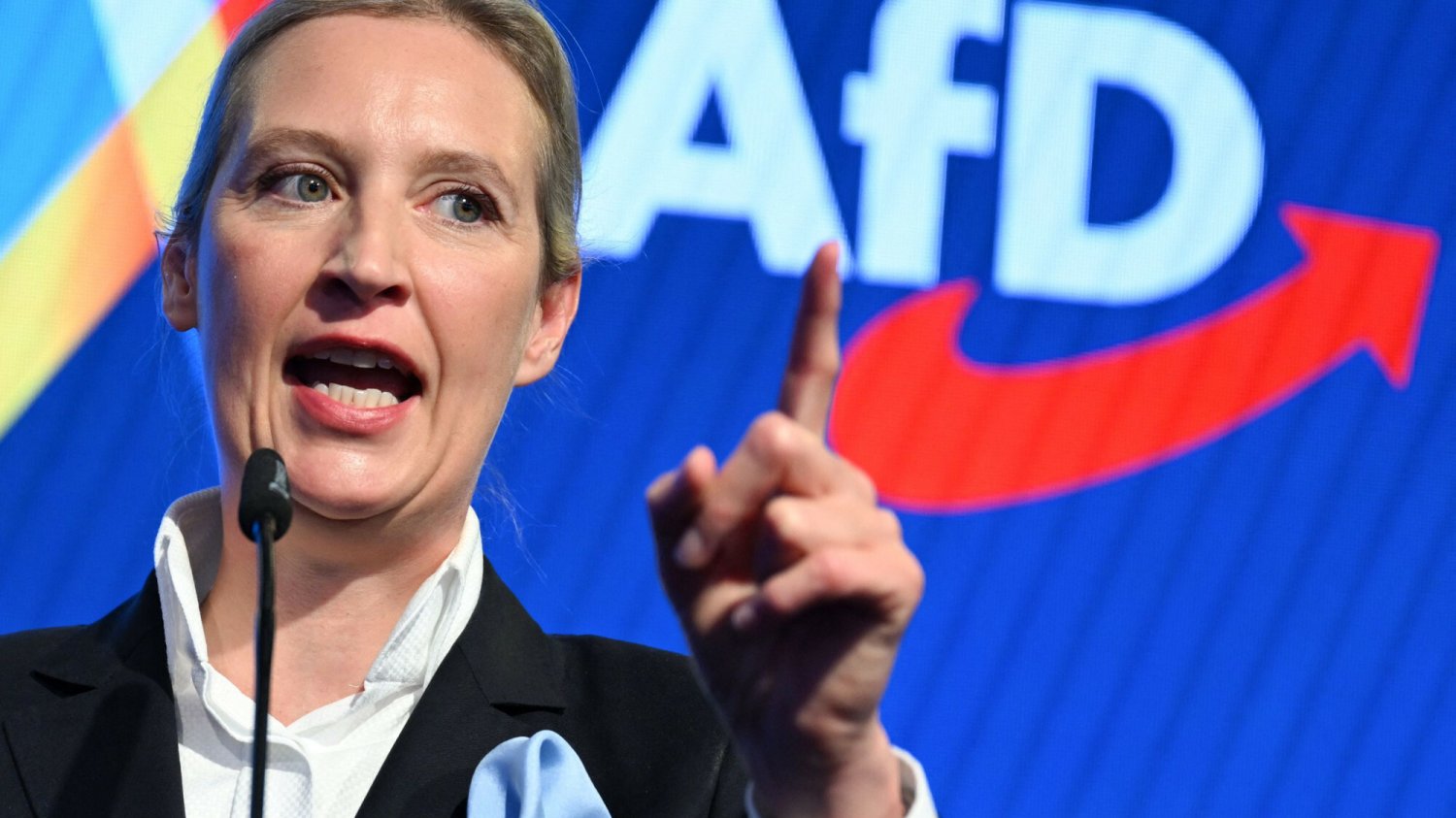 Niemiecki kontrwywiad zdecydowal ws. skrajnej AfD w Niemczech.