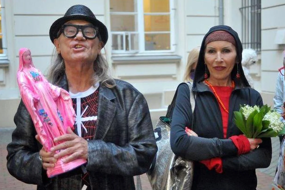 Trzy lata temu, Olga Sipowicz zachorowała na nowotwór jajnika. Zdecydowała się o tym powiedzieć publicznie i poprosiła finansowe wsparcie.