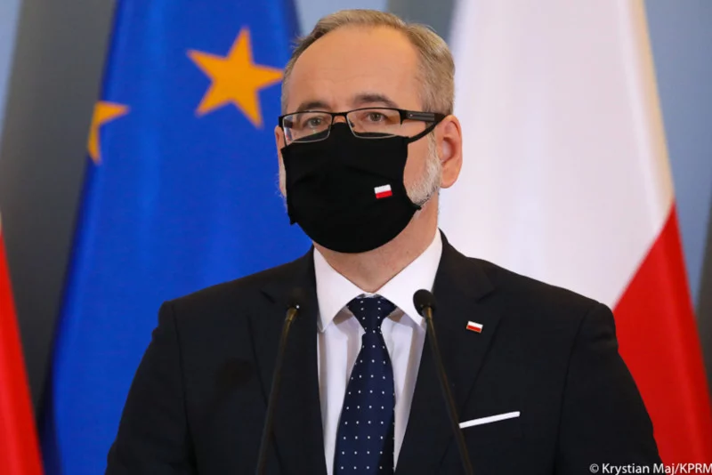 Minister zdrowia Adam Niedzielski przedstawił projekt narodowej strategii szczepień.