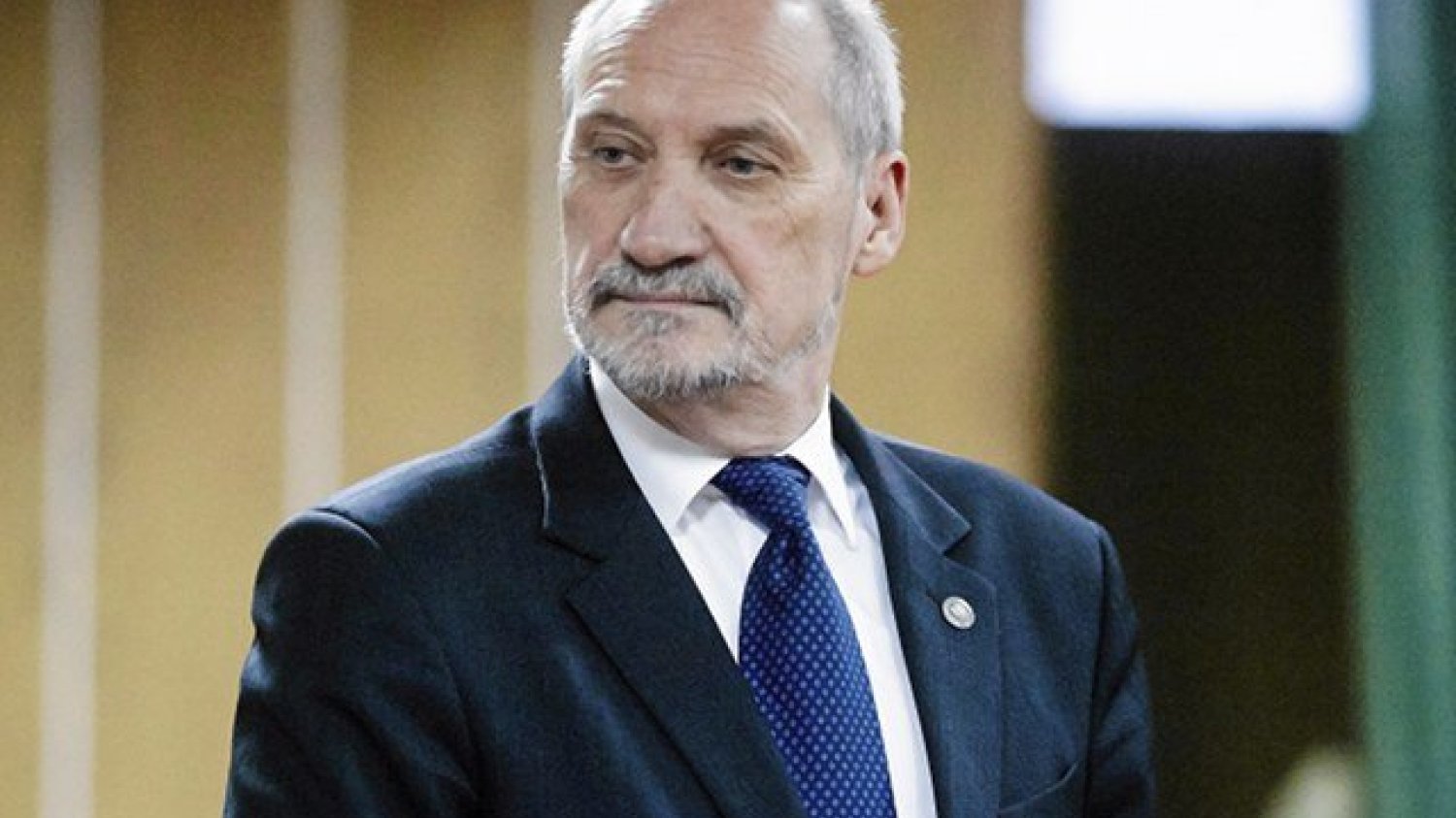 Antoni Macierewicz uważa, że Kamil Stoch jest "wspaniałym patriotą"