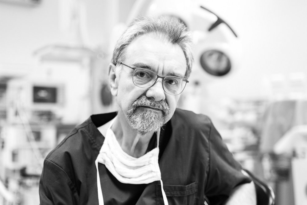 Prof. Romuald Dębski wcale nie był zwolennikiem aborcji. Ale deklarował, że dopóki będzie dozwolona, będzie stał po stronie kobiet.