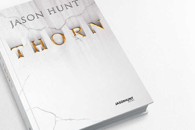 Tomasz Tomczyk wydaje powieść THORN