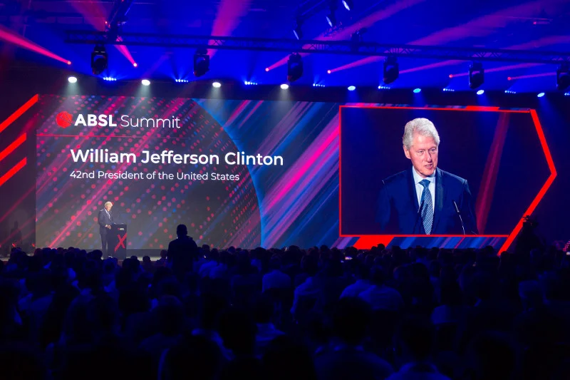 Gościem specjalnym ABSL Summit był 42. Prezydent USA Bill Clinton.
