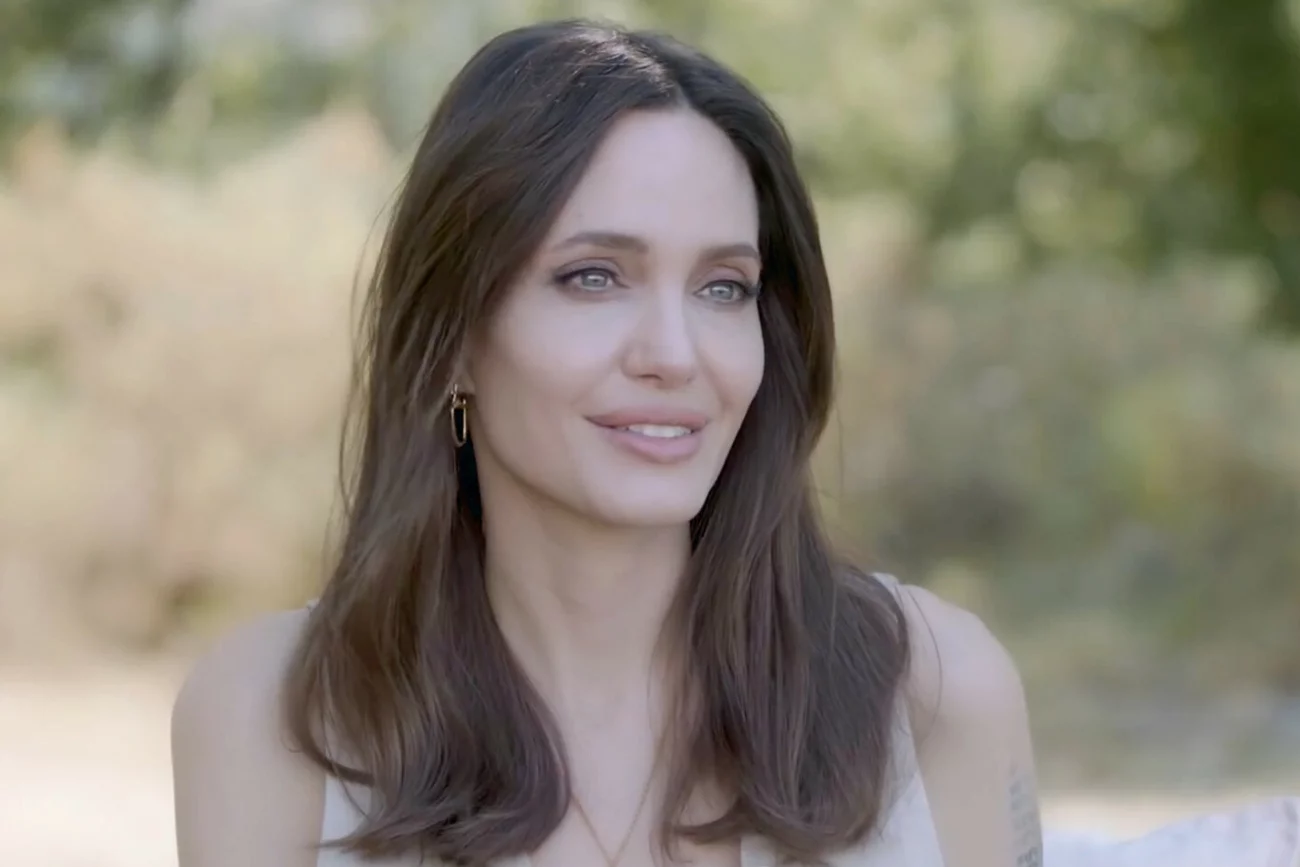 Piękny gest Angeliny Jolie. Gwiazda wydaje książkę poświęconą prawom dzieci