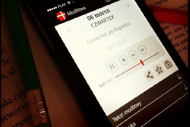 Młodzi jezuici we współpracy z świeckimi specjalistami stworzyli pierwszą tego typu aplikację mobilną