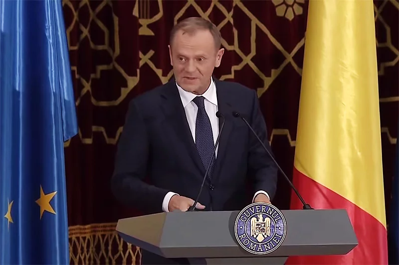 Donald Tusk w Bukareszcie wygłosił po rumuńsku całe przemówienie.
