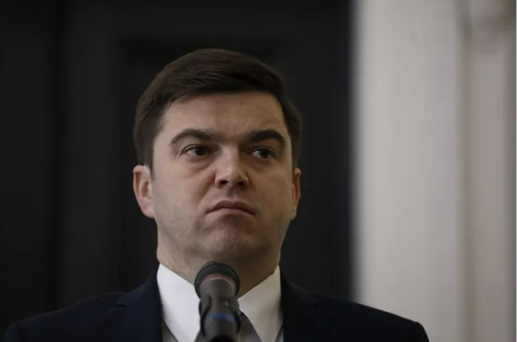 Rzecznik Ministerstwa Zdrowia Wojciech Andrusiewicz podczas wtorkowego briefingu prasowego przyznał, że każdego tygodnia obserwujemy spadek, jeśli chodzi o liczbę zakażeń.