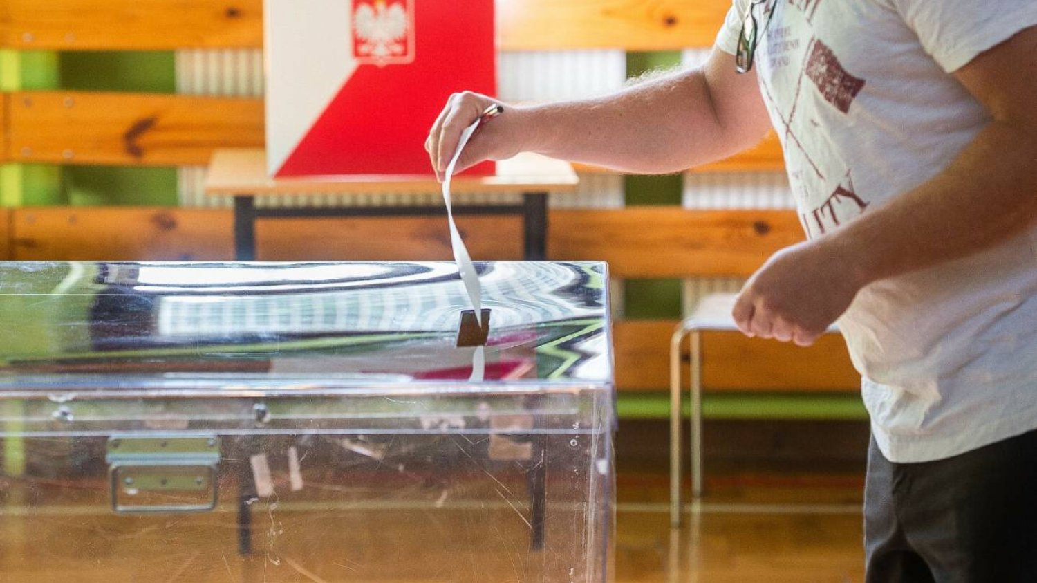 Sondaż pokazał, czym kierują się Polacy przy głosowaniu