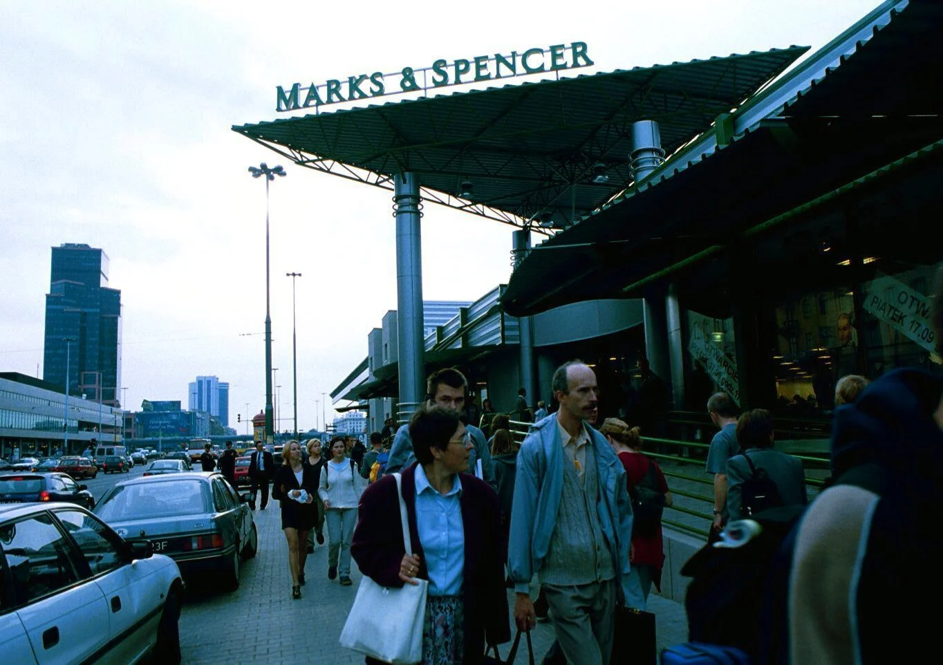 Otwarcie sklepu Marks & Spencer w Warszawie (1999 rok)